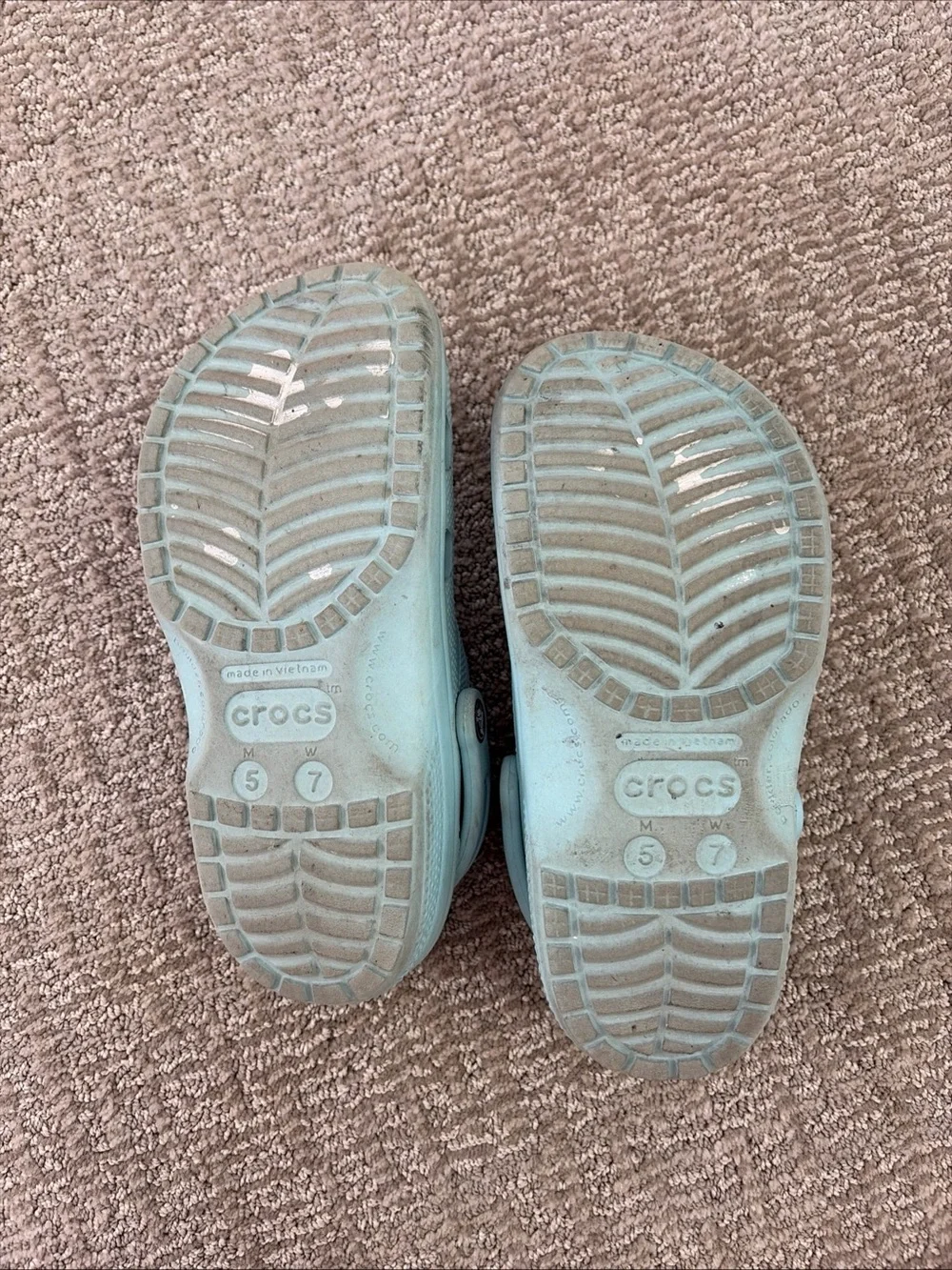 Crocs Classic Clog Light Blue Slip On Comfort Shoes mens 5 womens 7